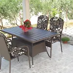 Linda Apartman *