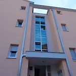 Linda Apartman