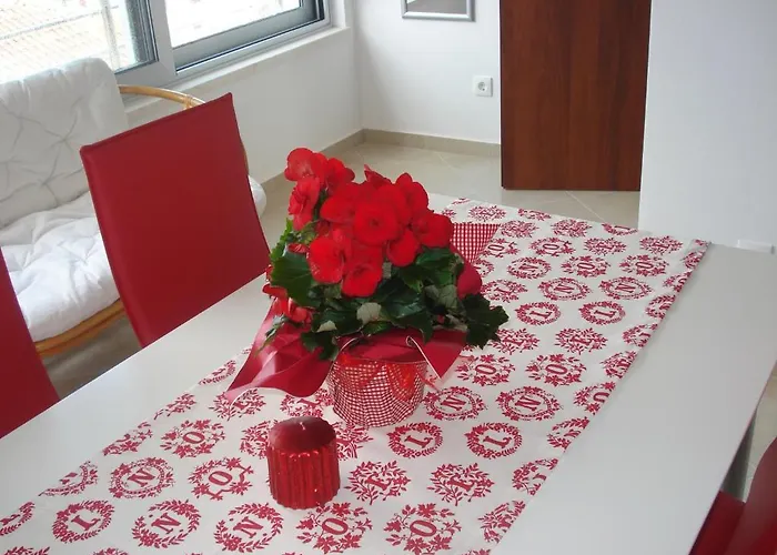 Linda Apartman *