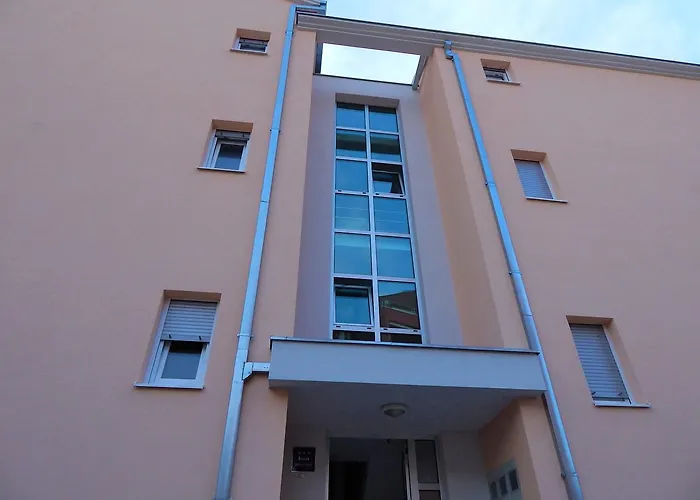 Linda Apartman